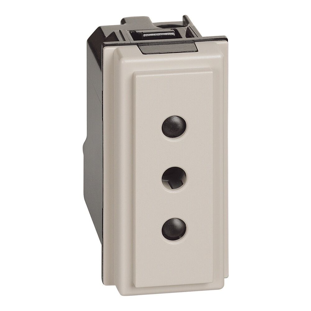 Bticino Steckdose KM4113