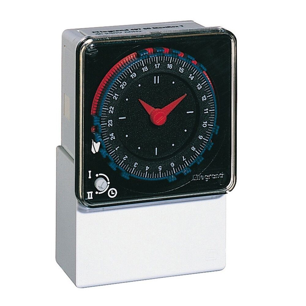 Legrand Schaltuhr 049752