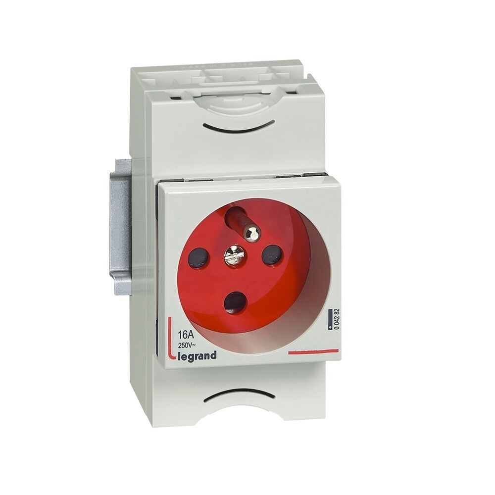 Legrand Verteilereinbausteckdose 004282