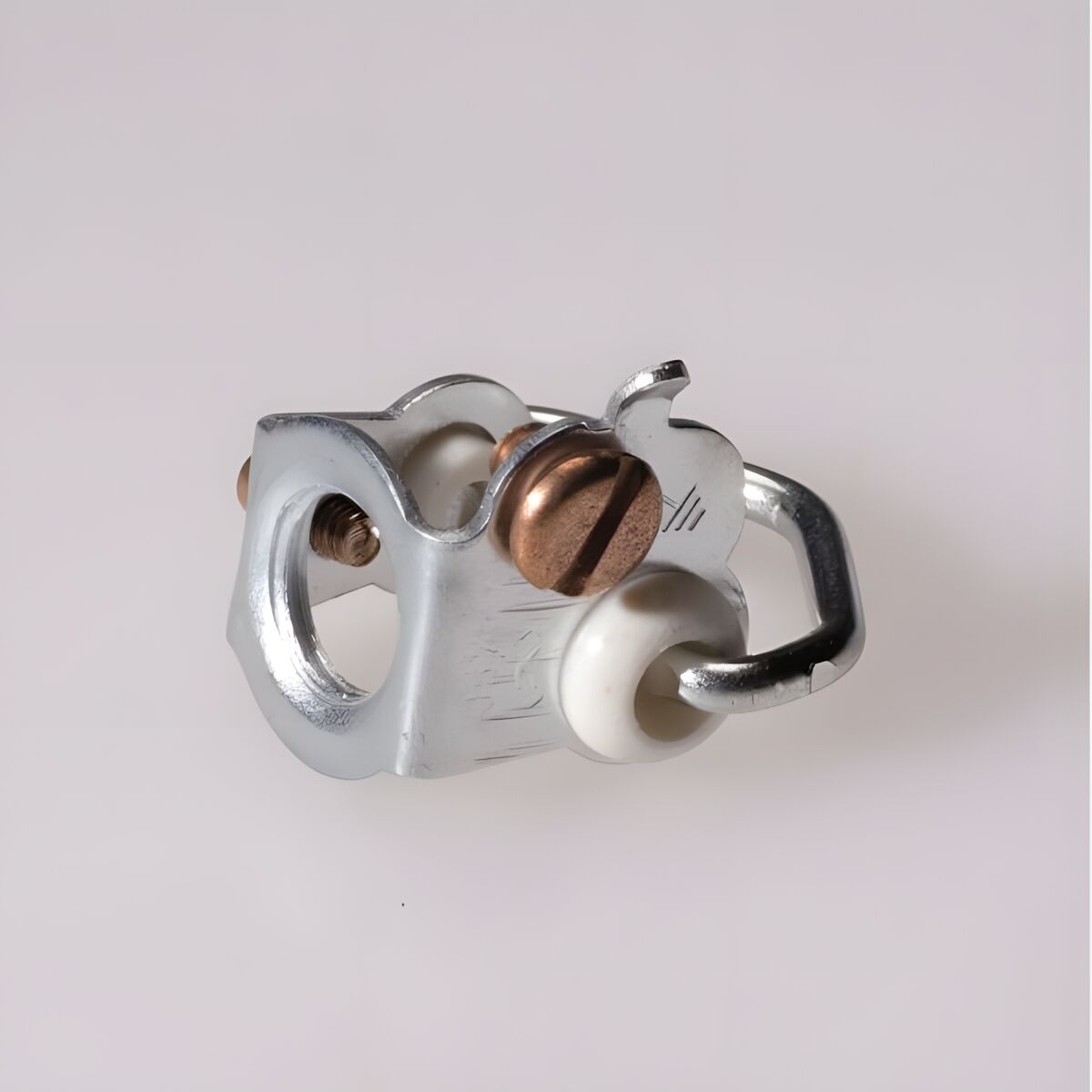 Schaum Isolieraufhänger 295034