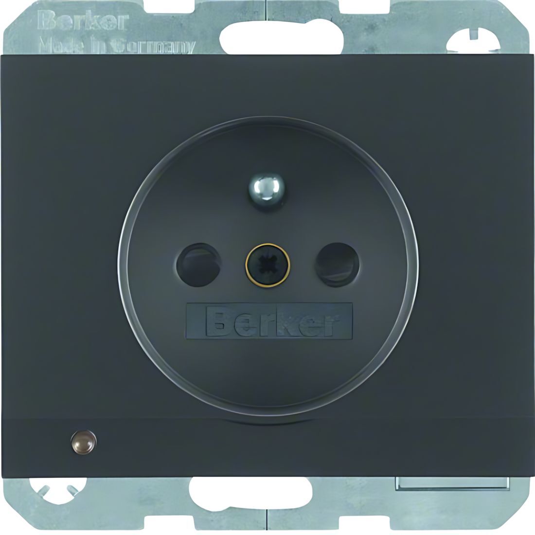 Berker Steckdose 6765107006