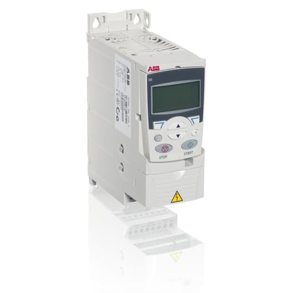 ABB Frequenzumrichter 3AUA0000157187 Typ ACS355-03E-01A9-4+