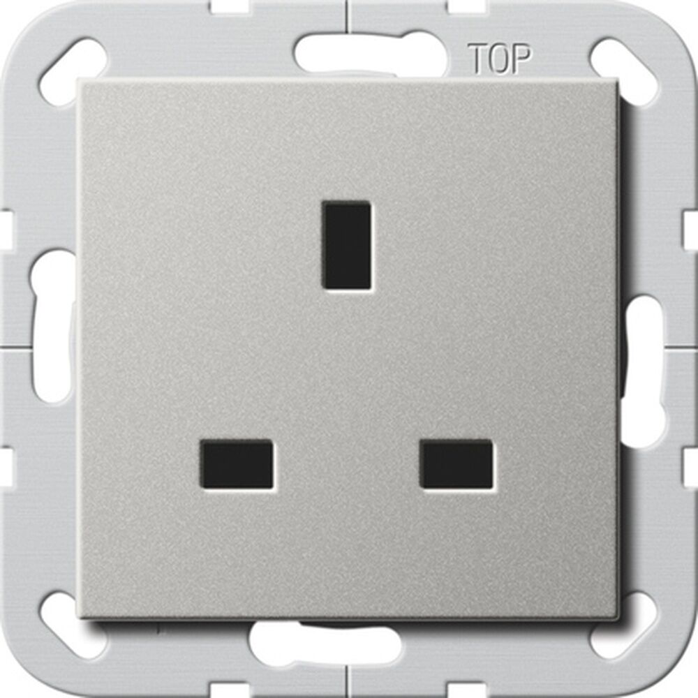 Gira Steckdose British Standard 2776600