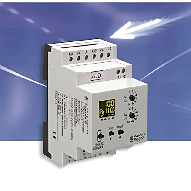 Dold Isolationswächter 0066942 Typ RN5897.12/300 UH=AC/DC24-60V