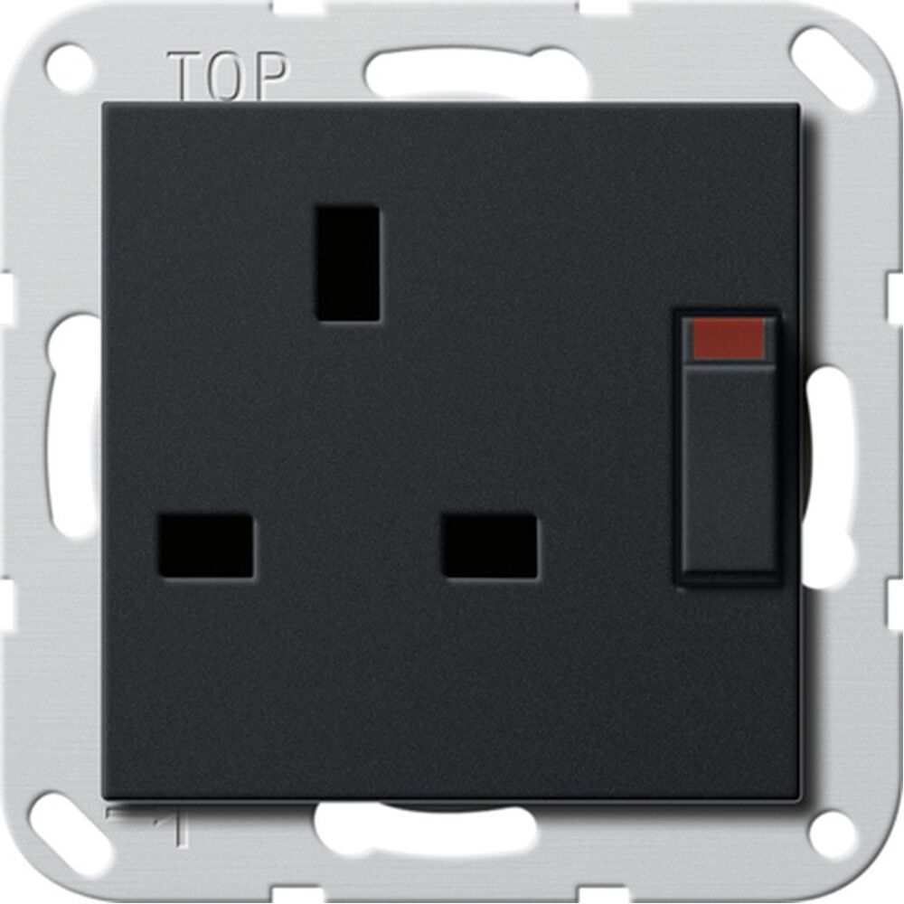 Gira Steckdose British Standard 2778005