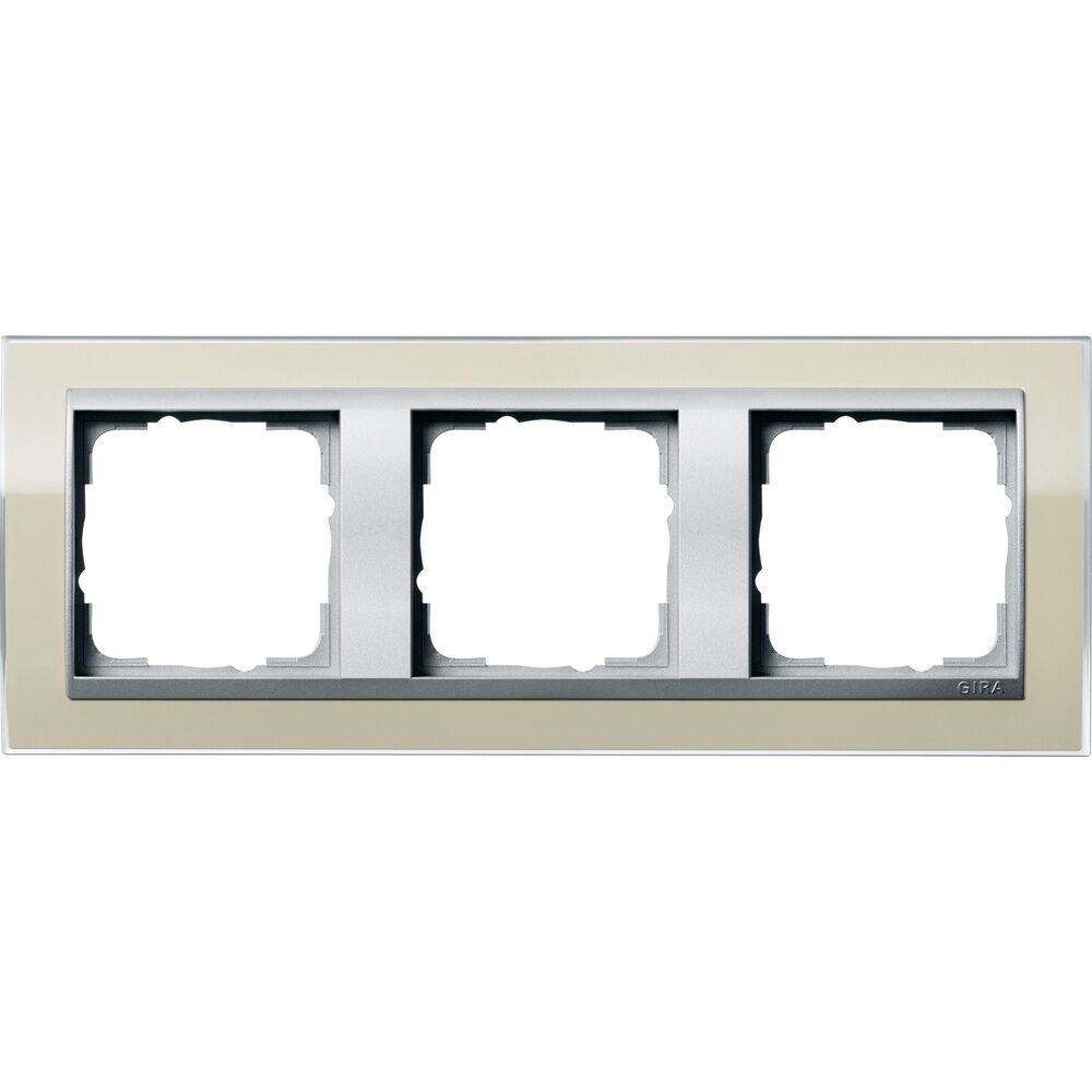 Gira Abdeckrahmen 3fach 0213776