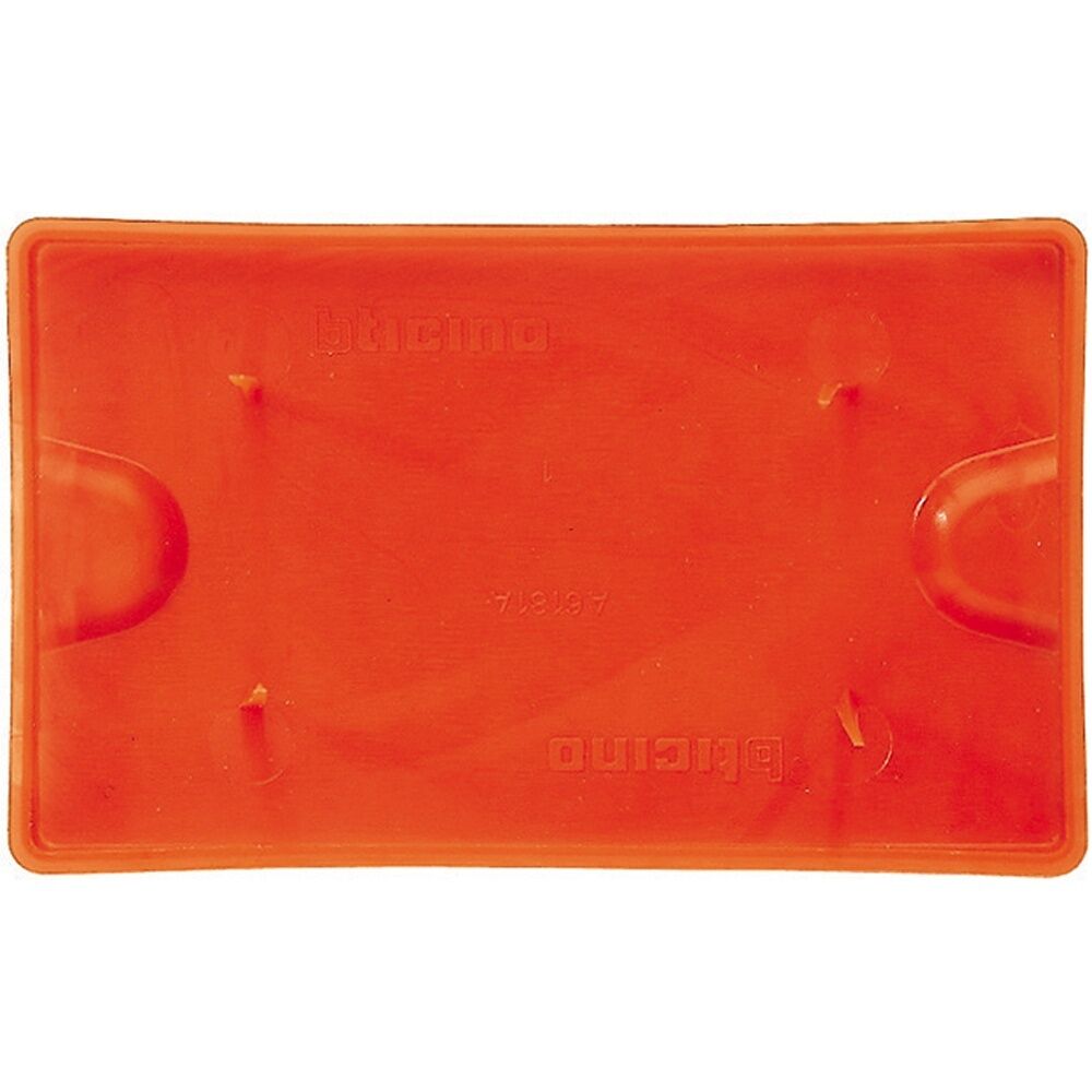 Bticino Putzdeckel für 3-modulige Unterputzdose Best.Nr. 503E 503CG