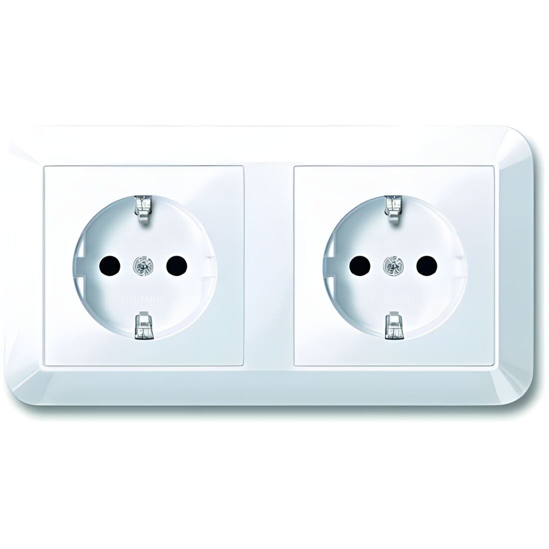 Merten Doppel Steckdose MEG2328-1025