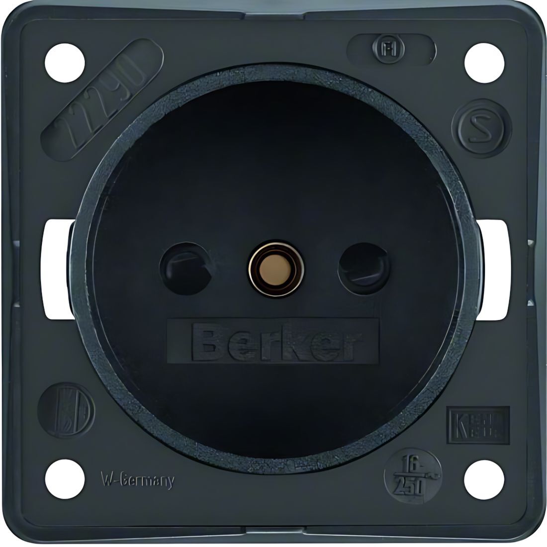 Berker Steckdose 961942505